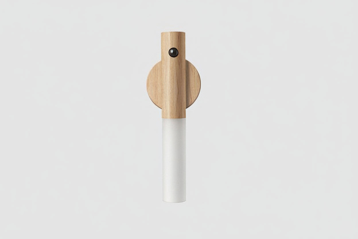 Wooden and white wall hook with '4 pcs' text on a light gray background